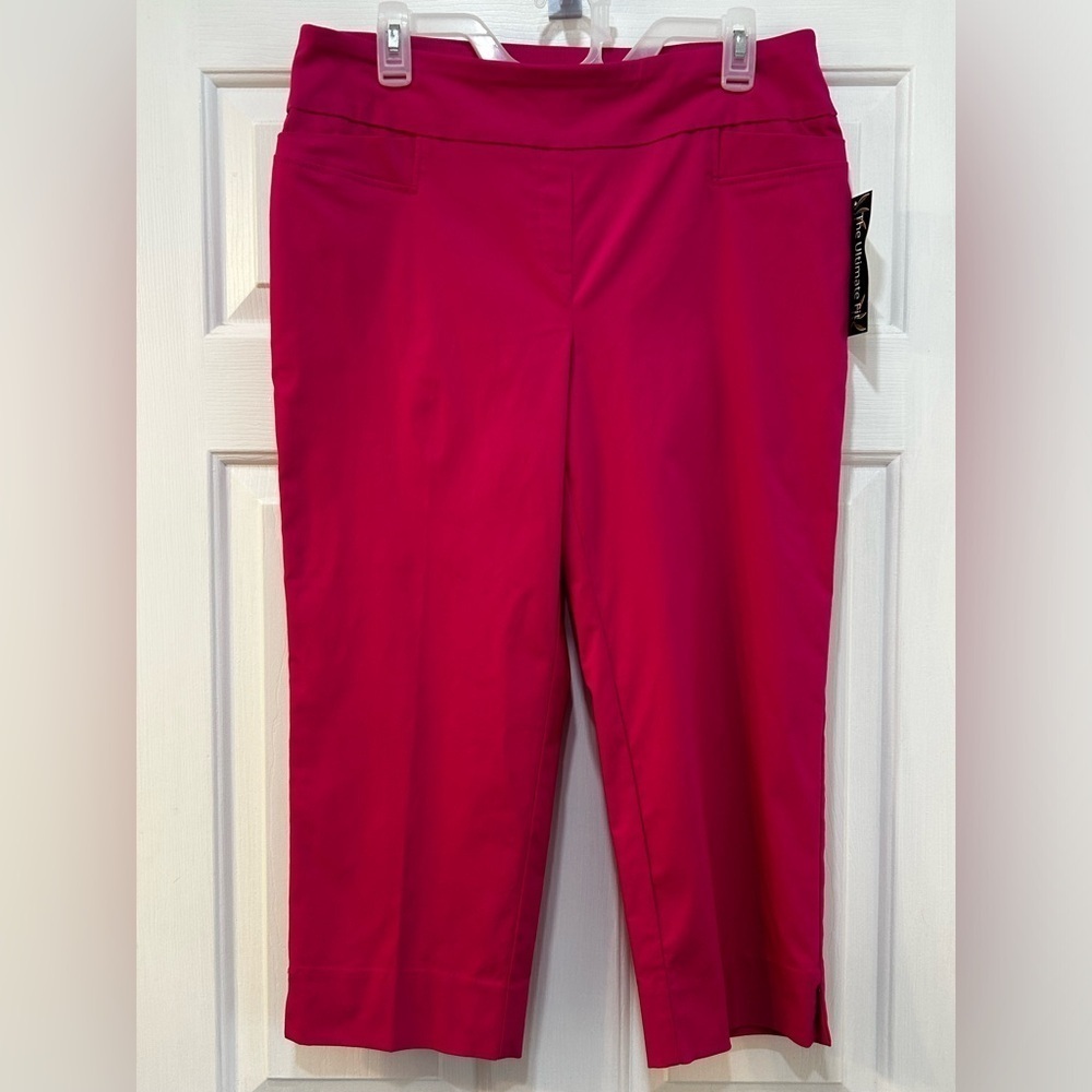 NWT Zac & Rachel Capri Pants Sz 12 Hot Pink Stretch Pull On Casual Peddle Pusher
